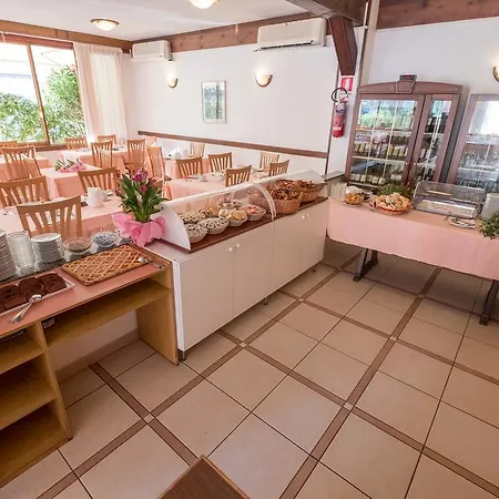 Lilly Hotel Marina di Campo