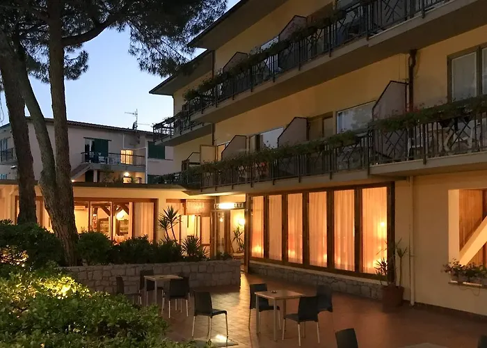 Hotel Lilly